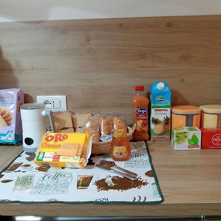 La Maison De Monique Поликоро Екстериор снимка